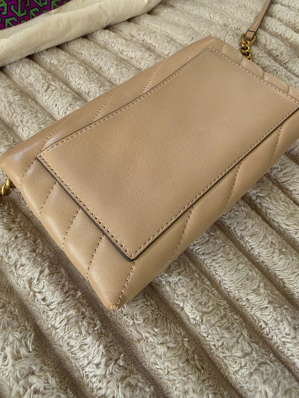Tory Burch Chevron Quilted Crossbody in Blush